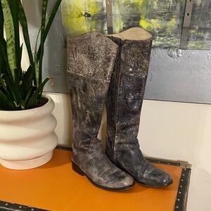 Steve Madden US 8 Leathet Distressed Boots